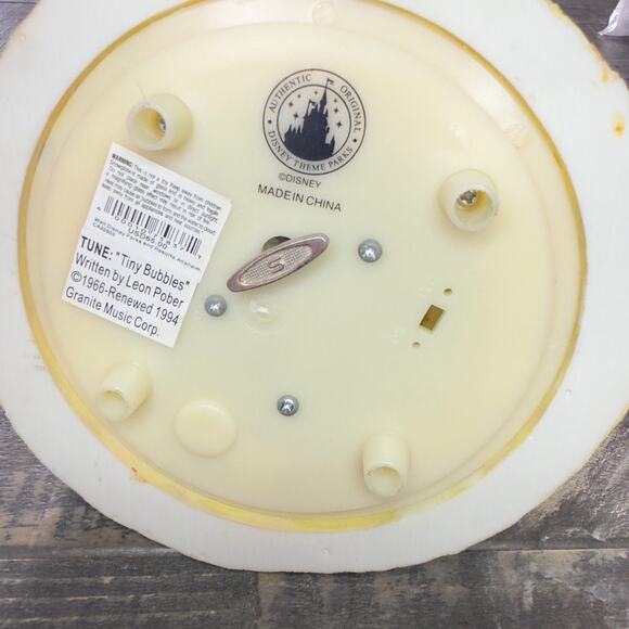 Disney Pixar Finding Nemo Musical Snow Globe Rotating Base "Tiny Bubbles" - Picture 9 of 10